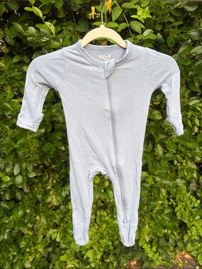 Kyte BABY Soft Light Blue Zipper Footed One-Piece
